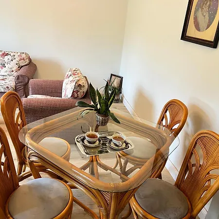 Neon Apartman Balaton Garden * Csopak